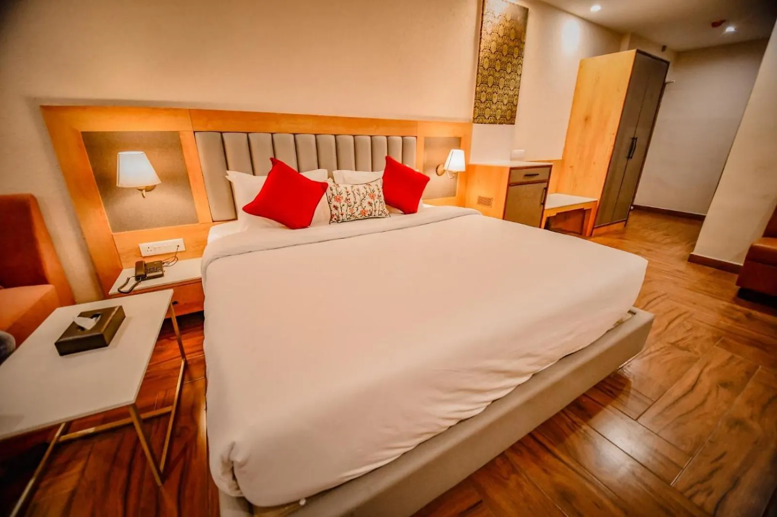 Hotel Aviral Ganga A Unit Of Amritaam Wellness Varanasi