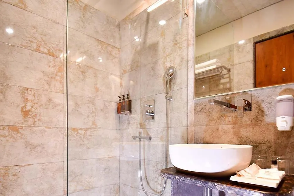 Hotel Aviral Ganga A Unit Of Amritaam Wellness Varanasi