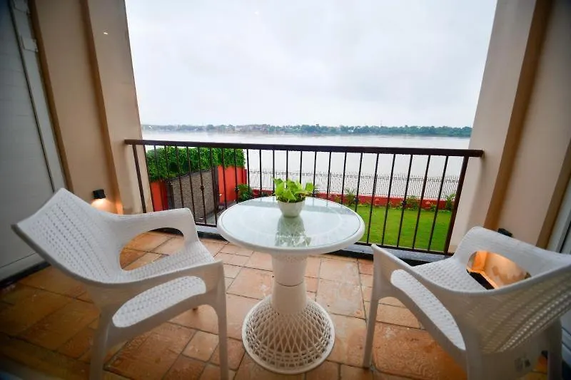 Hotel Aviral Ganga A Unit Of Amritaam Wellness Waranasi
